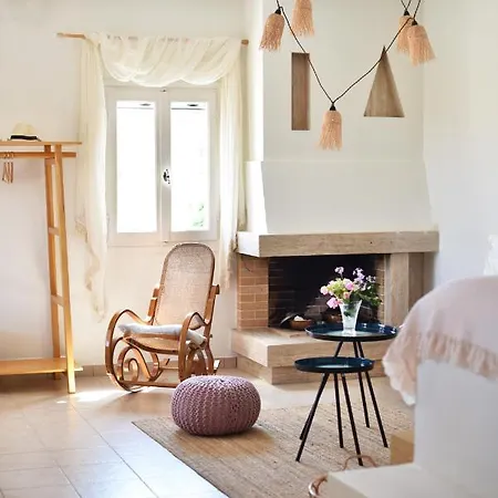 Guest house Angeliki House By Elefthia Syros *